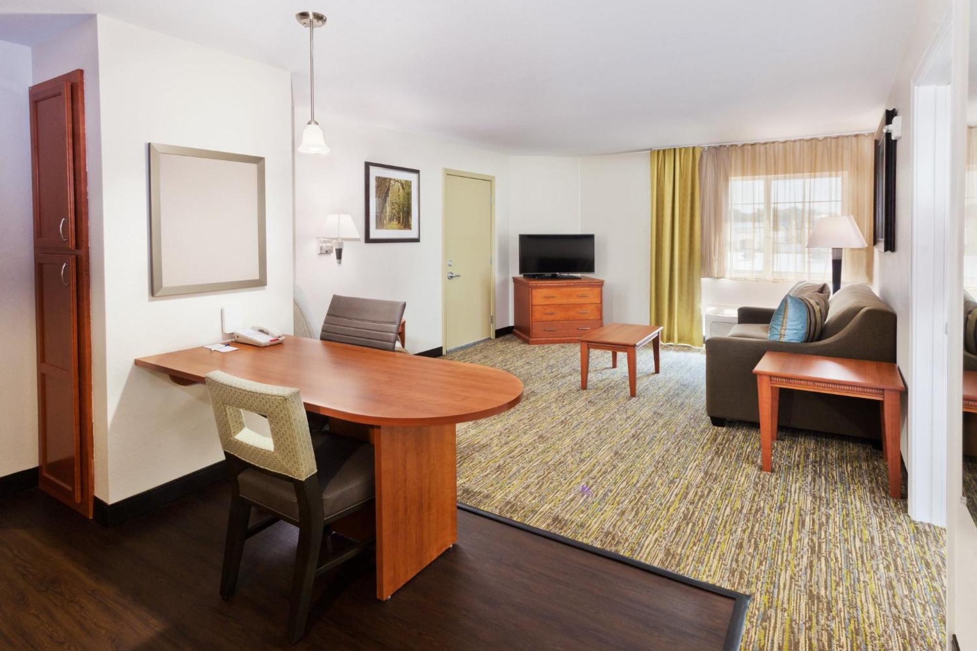แคนเดิ้ลวูด สวีท อีสต์เชส พาร์ค Hotel มอนต์โกเมอรี ภายนอก รูปภาพ